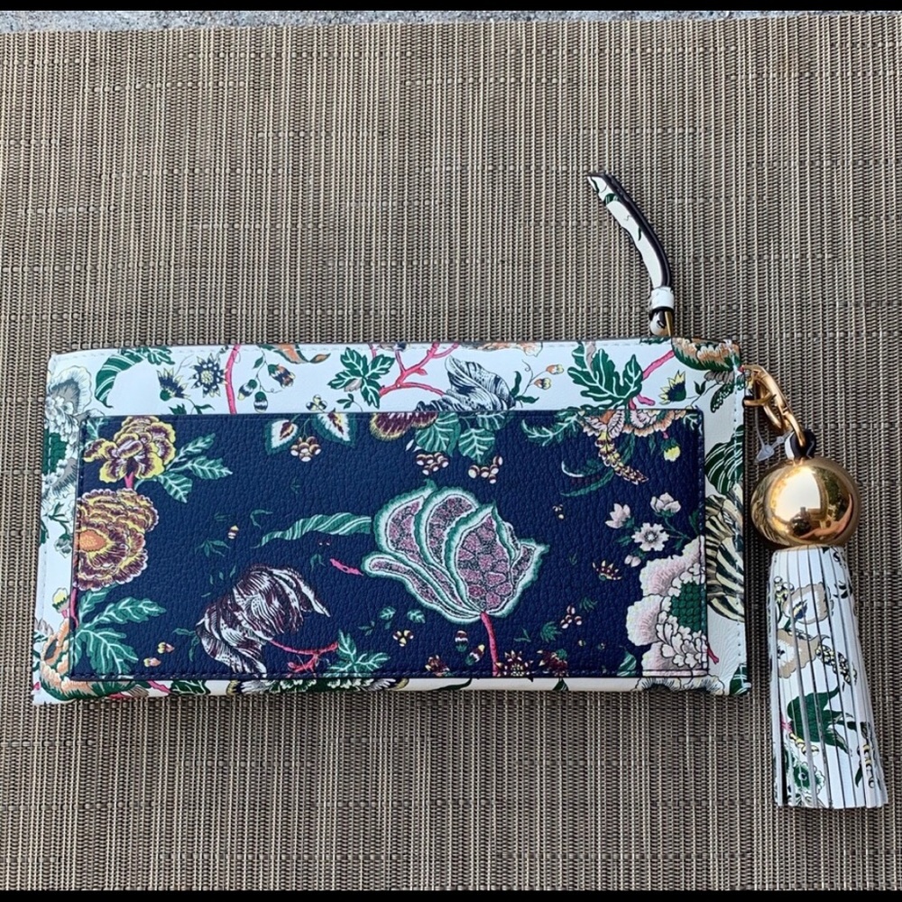 Tory Burch wallet